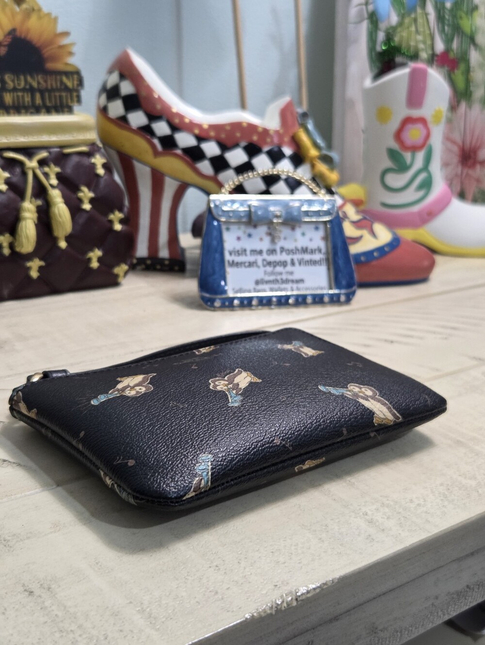 Coach Corner Zip Wristlet with Holiday Penguin Print – NWOT - Picture 8 of 13